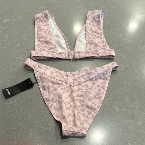 Nasty Gal Pink Leopard Bikini - Picture 4 of 5